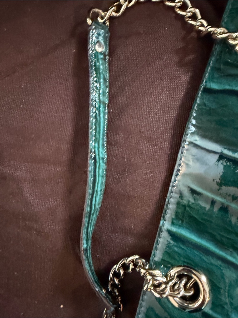 kate spade glossy crocodile-embossed teal patent leather chain tote - Picture 7 of 9